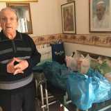 Nel locale sono presenti numerosi quadri raffiguranti immagini religiose, a testimonianza della fede che accompagna Padovano